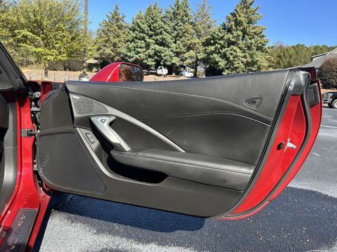 Used 2014 Chevrolet Corvette Z51 w/ 3LT Preferred Equipment Group image 55