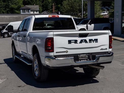 Used 2026 RAM 2500 Big Horn AWD/4WD image 6