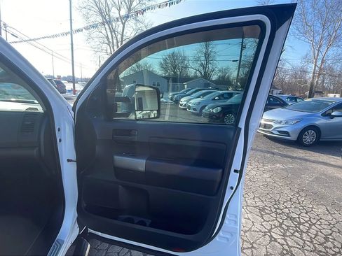 Used 2011 Toyota Tundra SR5 AWD/4WD image 28