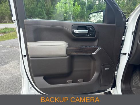 Used 2021 GMC Sierra 1500 SLT w/ SLT Premium Plus Package AWD/4WD image 4