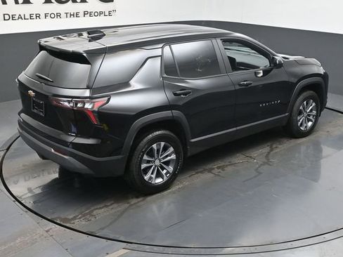 Used 2025 Chevrolet Equinox LT image 40