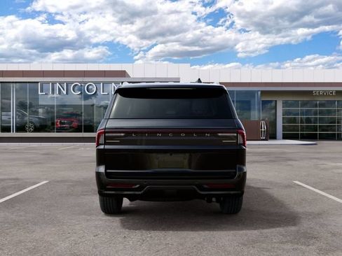 New 2027 Lincoln Navigator Black Label AWD/4WD image 7