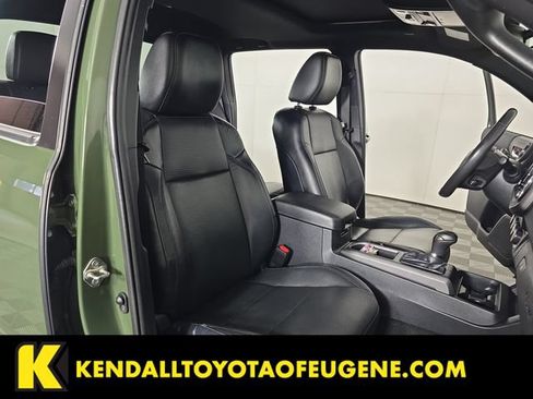 Used 2021 Toyota Tacoma TRD Sport AWD/4WD image 23