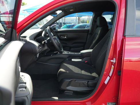 Used 2026 Honda HR-V Sport image 16