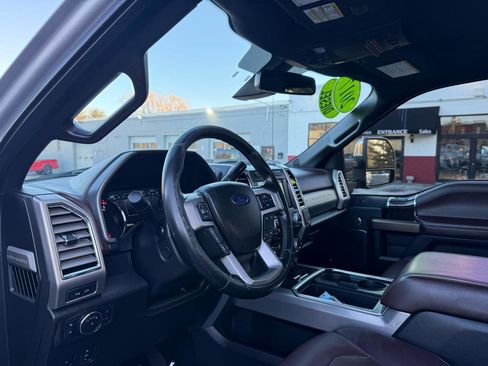 Used 2017 Ford F350 Platinum w/ Platinum Ultimate Package image 35