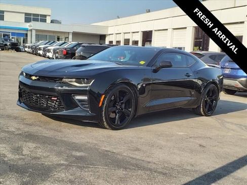 Used 2017 Chevrolet Camaro SS image 41