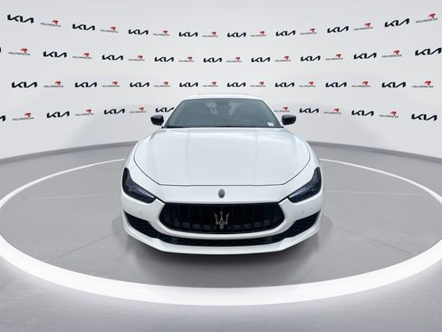 Used 2021 Maserati Ghibli S RWD image 3