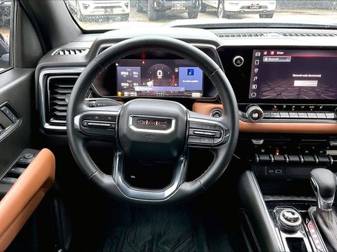 Certified 2024 GMC Canyon AT4 w/ Technology Package image 5