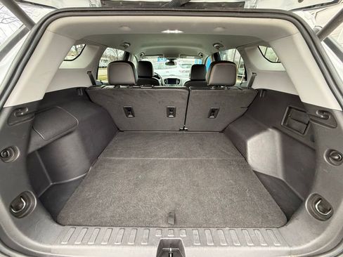 Used 2024 GMC Terrain AT4 image 33