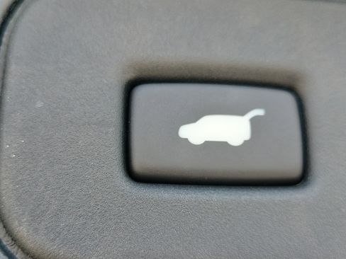 Used 2023 Honda Passport Elite image 14