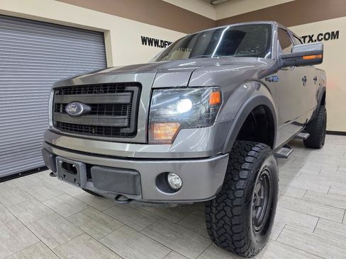 Used 2014 Ford F150 FX4 w/ Equipment Group 402A Luxury AWD/4WD image 2