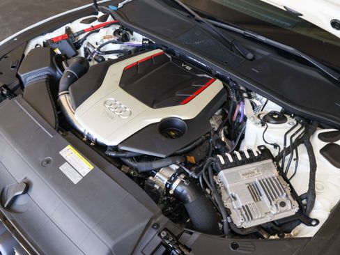 Used 2020 Audi S7 Prestige w/ Prestige Package image 59