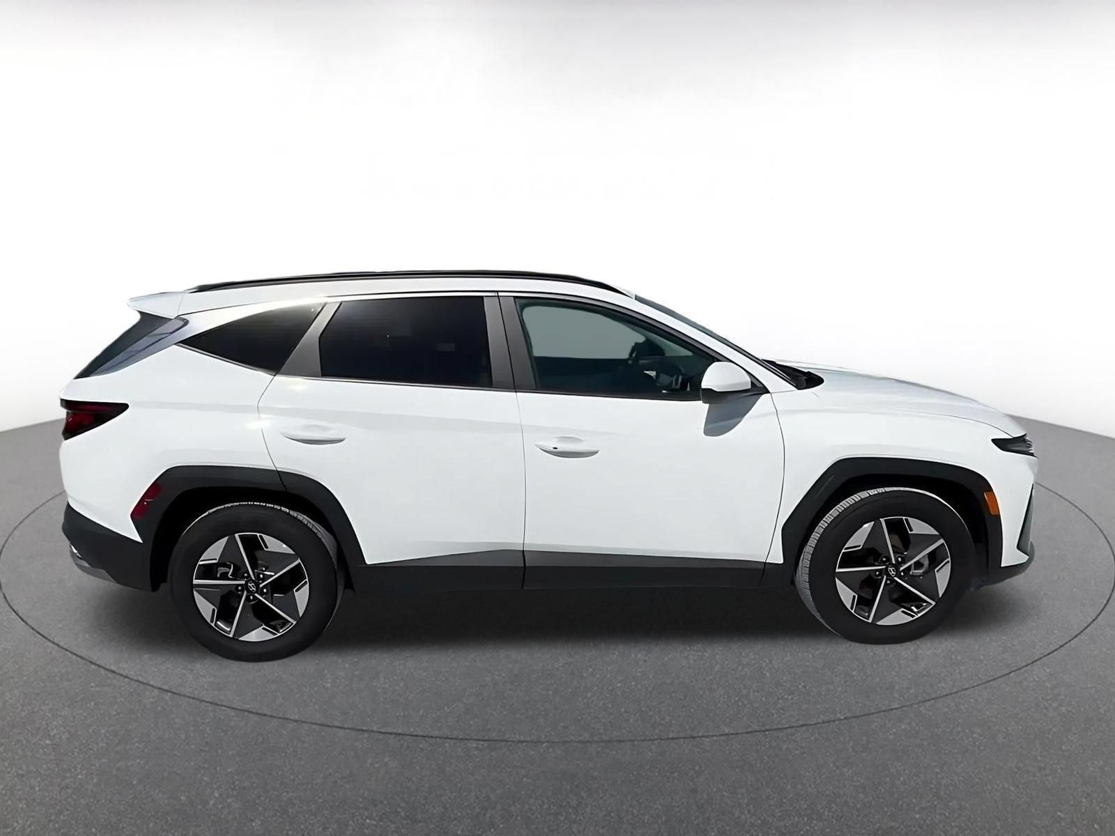 Used 2026 Hyundai Tucson SEL Plus FWD image 15