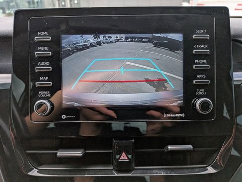 Used 2021 Toyota Camry SE image 22