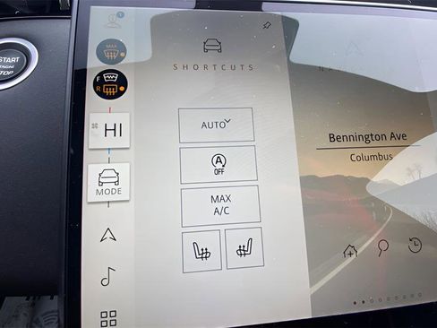 Used 2024 Land Rover Range Rover Evoque Dynamic SE image 22