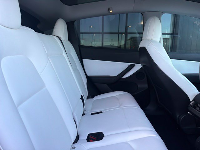 Used 2021 Tesla Model Y 2WD image 14