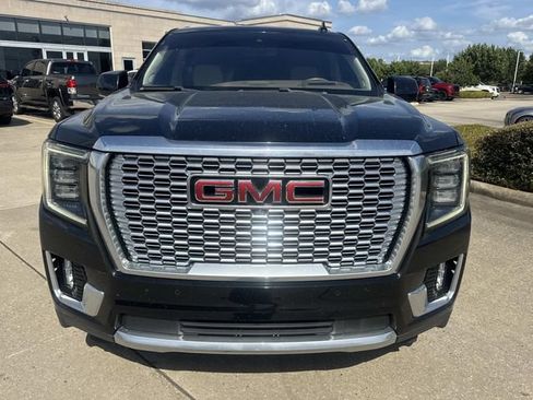 Used 2022 GMC Yukon Denali RWD image 2