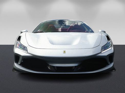 Certified 2021 Ferrari F8 Tributo image 8