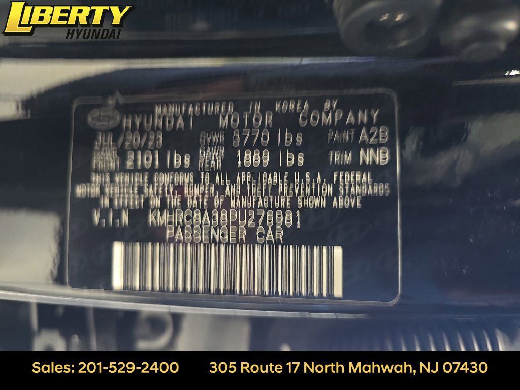 Certified 2023 Hyundai Venue SEL w/ Cargo Package FWD image 31