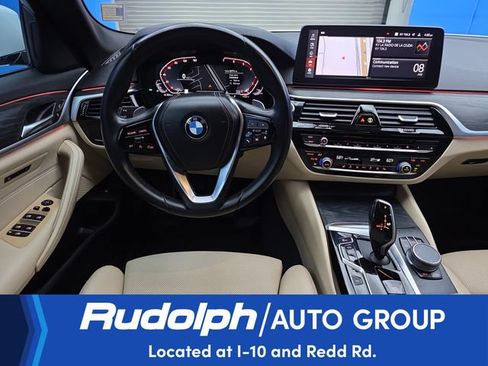 Used 2021 BMW 530i w/ Convenience Package RWD image 15
