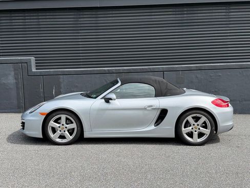 Used 2015 Porsche Boxster RWD image 2