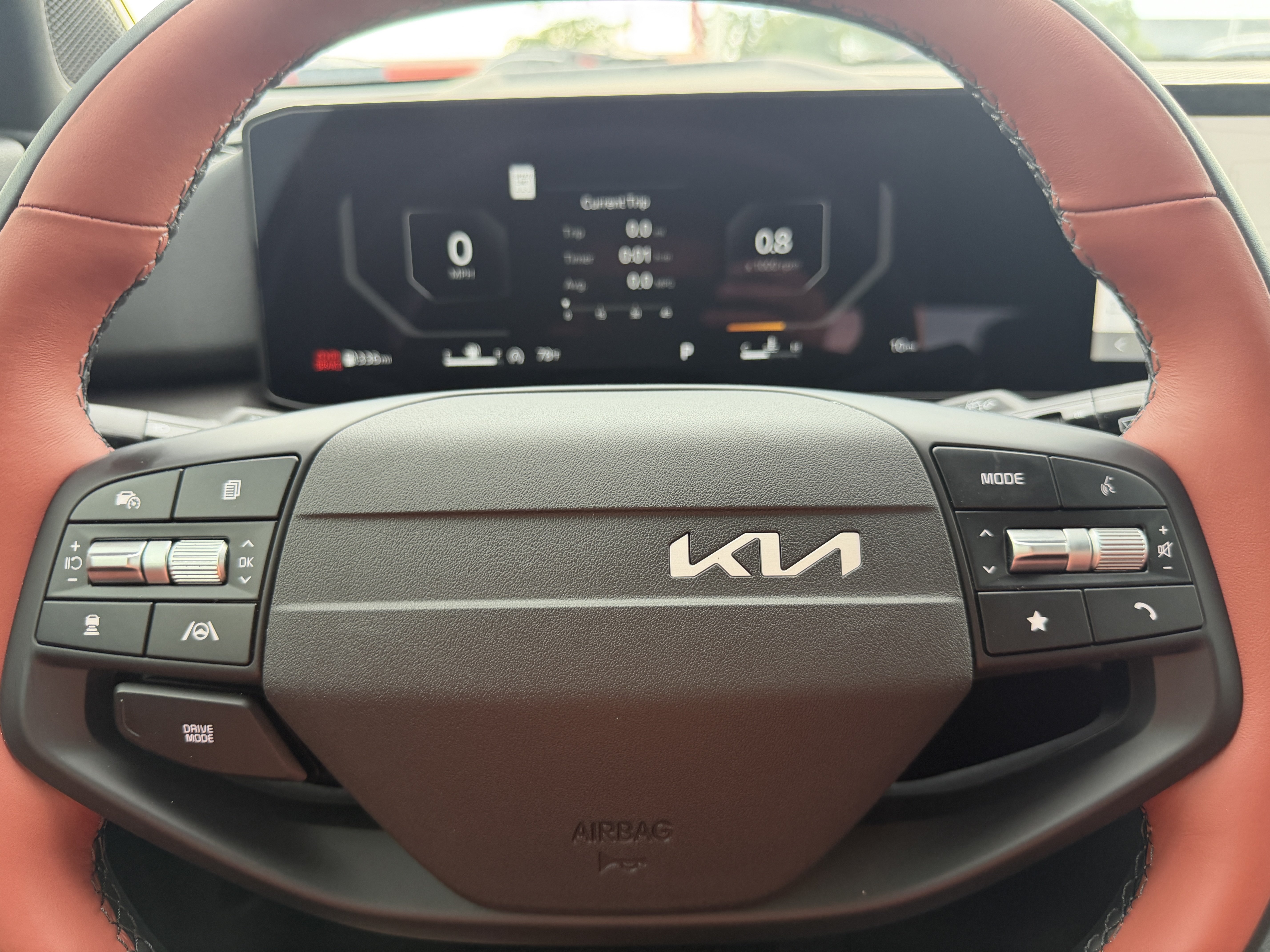 New 2026 Kia Sportage SX FWD image 28