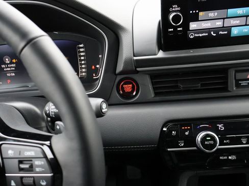 Certified 2025 Honda Pilot Elite image 29