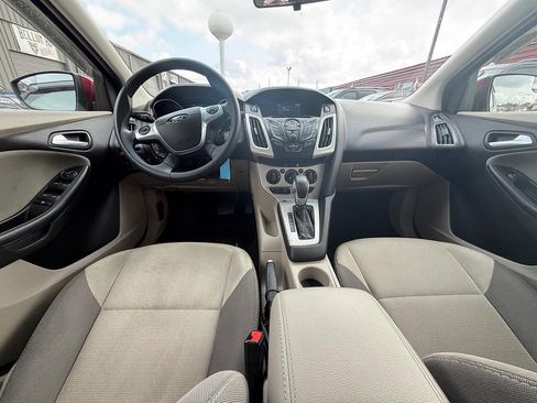 Used 2014 Ford Focus SE image 35