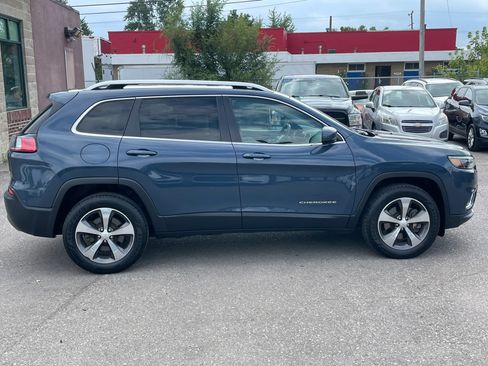 Used 2020 Jeep Cherokee Limited AWD/4WD image 4