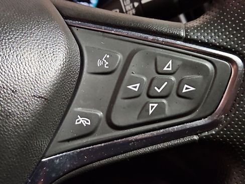 Used 2025 Chevrolet Malibu LT FWD image 25