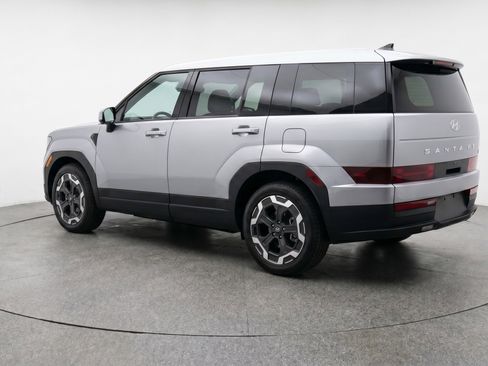 Used 2025 Hyundai Santa Fe SEL AWD/4WD image 6