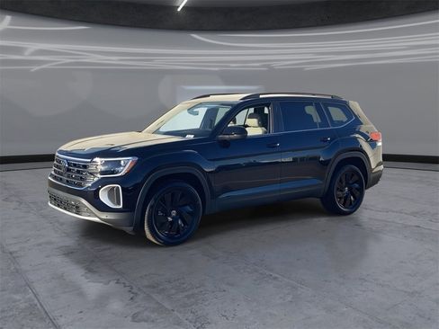 New 2026 Volkswagen Atlas SE image 3