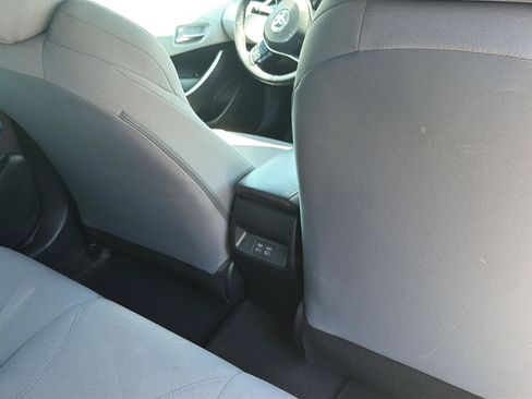 Used 2025 Toyota Corolla SE FWD image 14