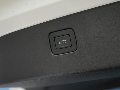 New 2026 Buick Envista Sport Touring w/ Convenience I Package FWD image 9