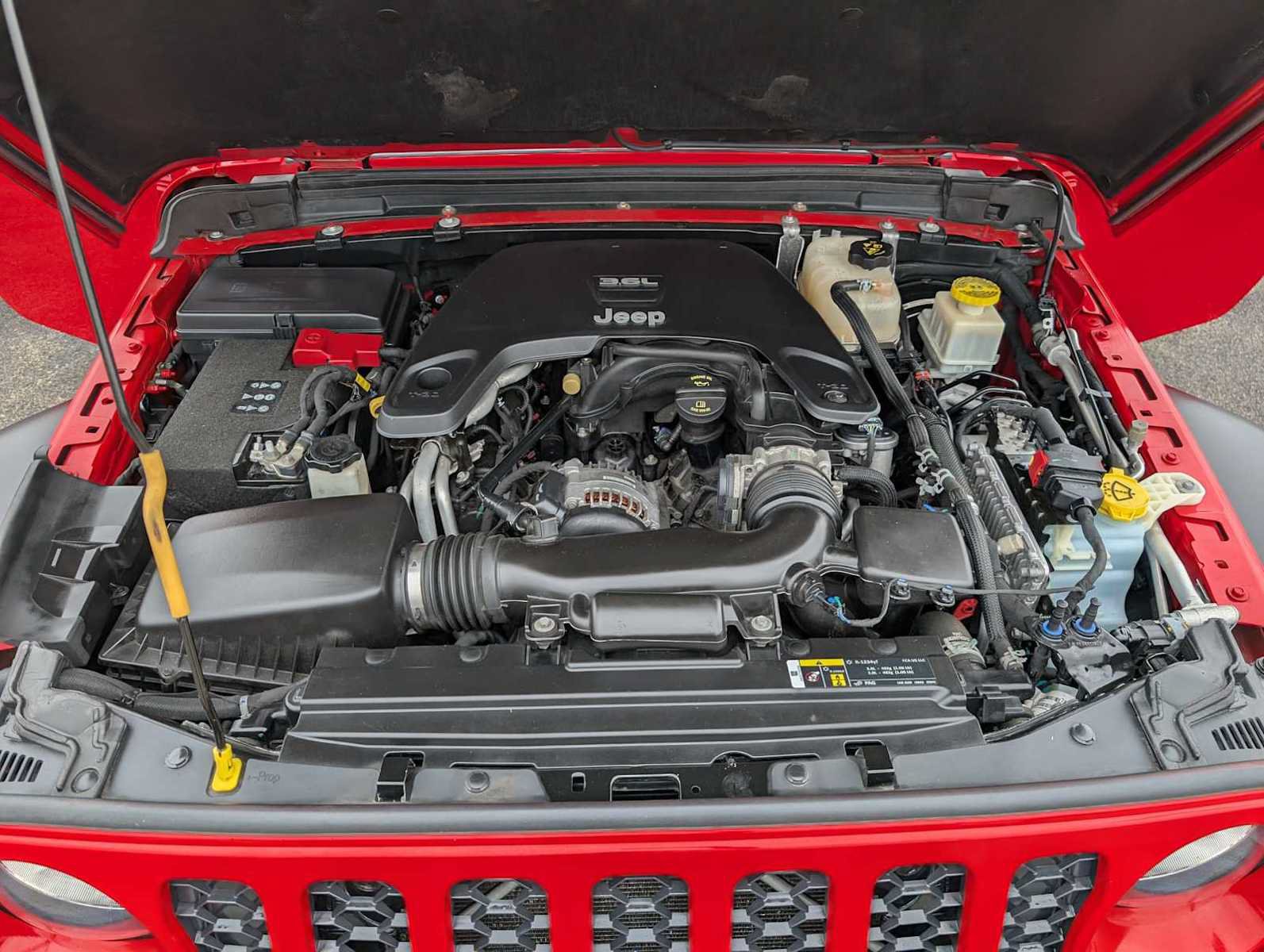 Used 2020 Jeep Gladiator Sport w/ Quick Order Package 24S AWD/4WD image 14