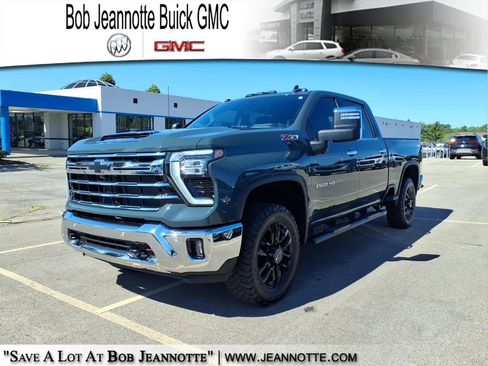 Used 2025 Chevrolet Silverado 2500 LTZ w/ LTZ Convenience Package AWD/4WD image 1