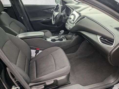 Used 2023 Chevrolet Malibu LT w/ Driver Confidence Package FWD image 17