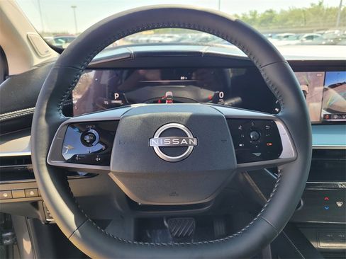 New 2025 Nissan Murano SL image 12