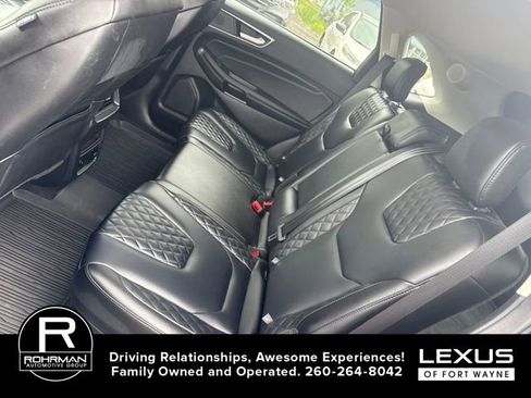 Used 2024 Ford Edge Titanium AWD/4WD image 7
