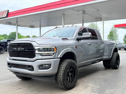 Used 2020 RAM 3500 Laramie AWD/4WD image 6
