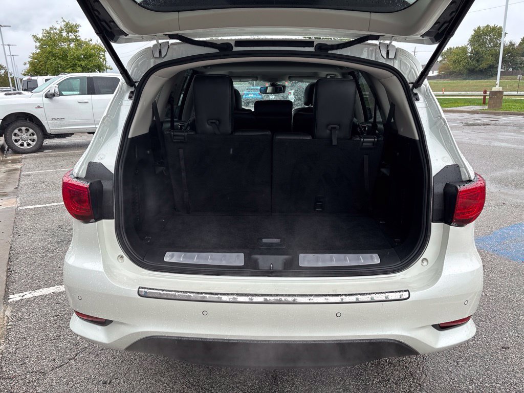 Used 2020 INFINITI QX60 Luxe w/ Essential Package FWD image 11