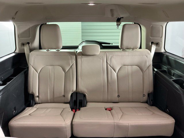 Used 2022 Ford Expedition Limited RWD image 21