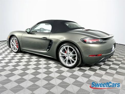 Used 2024 Porsche 718 Boxster S image 13