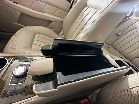 Used 2015 Mercedes-Benz CLS 400 image 39