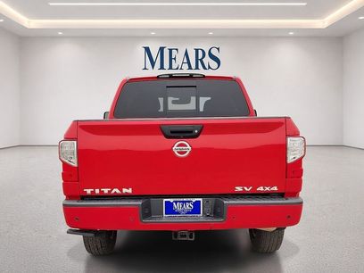 Used 2021 Nissan Titan SV w/ SV Convenience Package