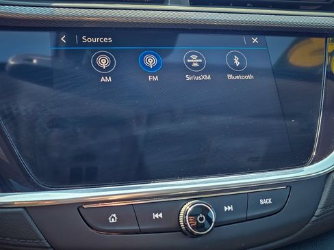 Used 2023 Buick Encore GX Essence w/ Experience Buick Package FWD image 23