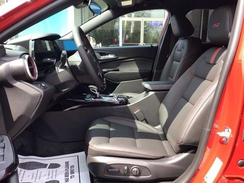 New 2026 Chevrolet Trax RS w/ Driver Confidence Package image 9