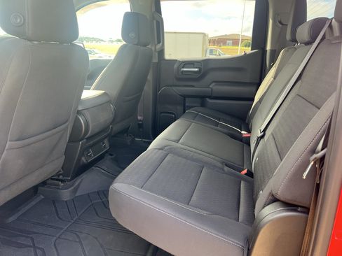 Used 2022 Chevrolet Silverado 1500 Custom Trail Boss w/ LPO, Dark Essentials Package AWD/4WD image 19