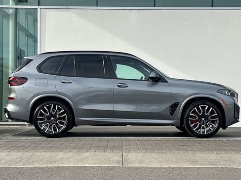 New 2026 BMW X5 xDrive50e w/ M Sport Package image 2