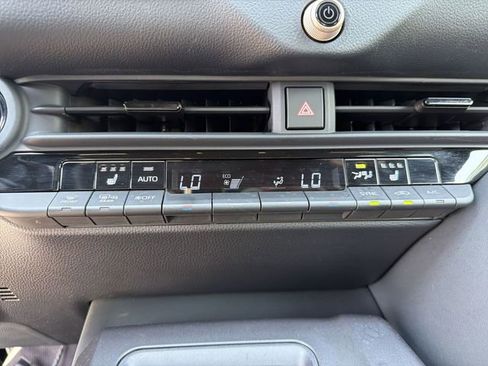Used 2023 Toyota Crown AWD/4WD image 19